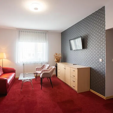 Labedy I Labedy 2* Hlivice