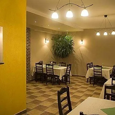 Hotel Labedy I Labedy 2*